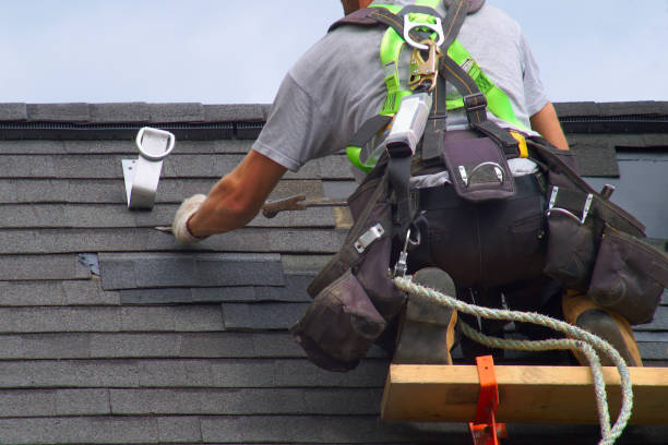 Quick and Trustworthy Emergency Roof Repair Services in Glenvar Heights, FL